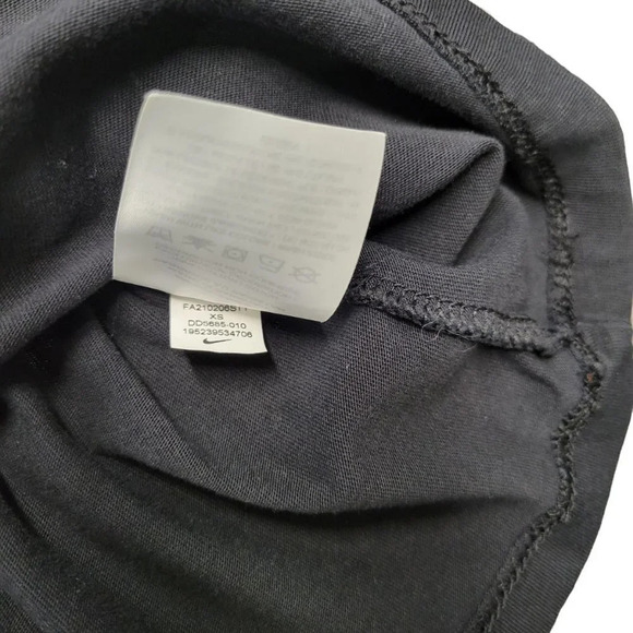 Nike Pocket Crop Mixed Media Tee - Picture 7 of 8